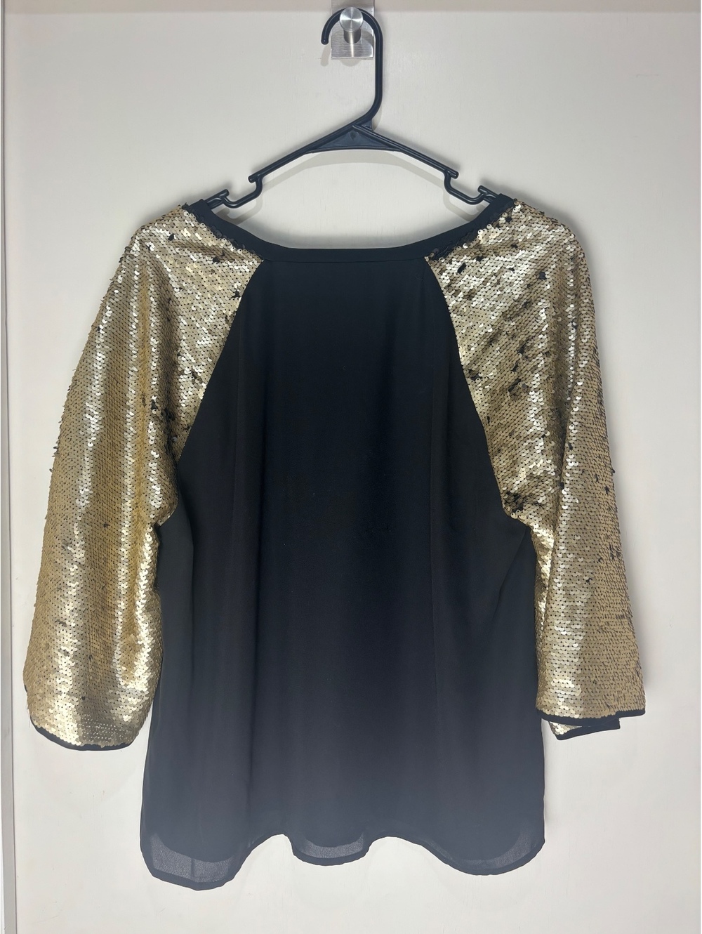 Ariat Cha-Ching Top Women M Black Gold Sequin Bell Sleeve Western Glam - Picture 2 of 8